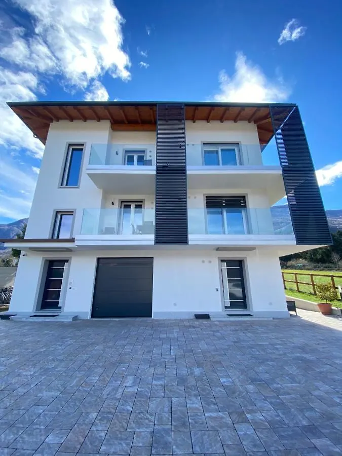 Il Giardino Dei Ciliegi Apartment Colico Italy